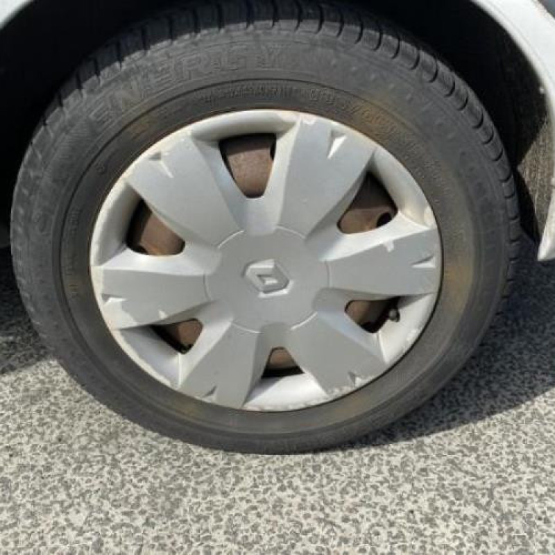 Feu arriere principal gauche (feux) RENAULT SCENIC 1 Photo n°10