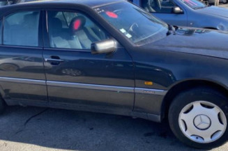 Feu arriere principal gauche (feux) MERCEDES CLASSE C 202