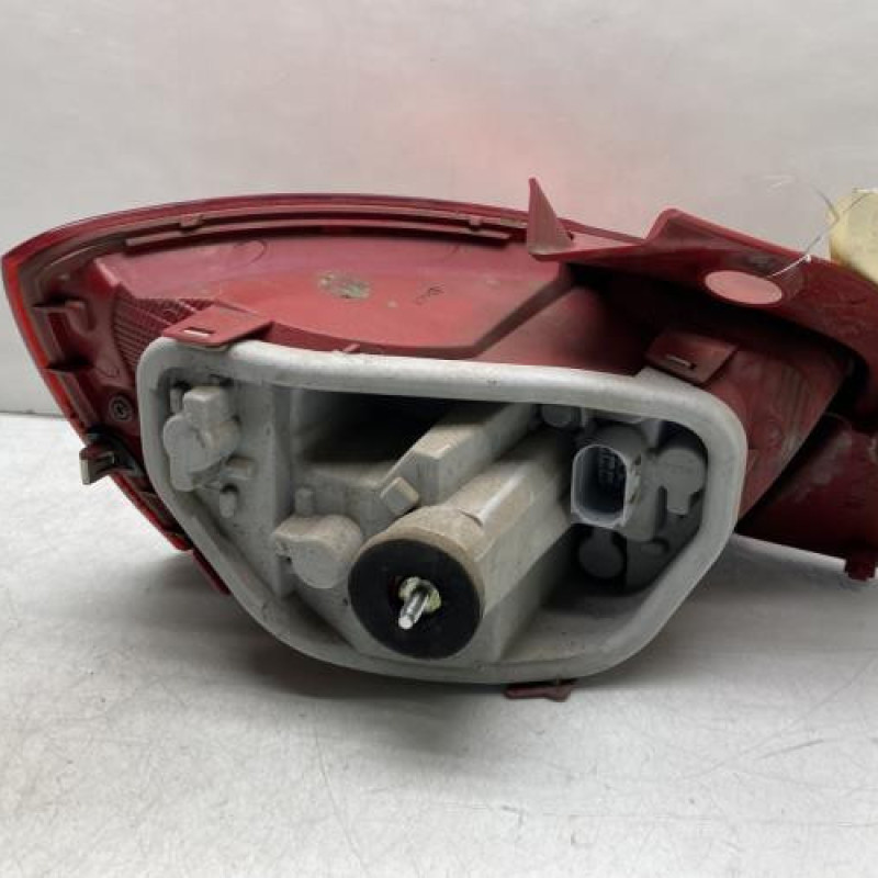 Feu arriere principal droit (feux) SEAT IBIZA 4 Photo n°2