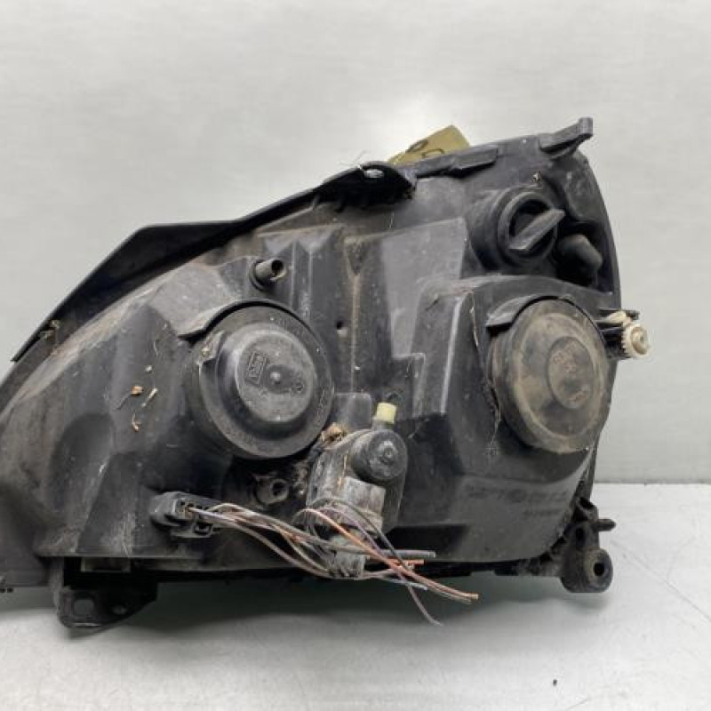 Optique avant principal droit (feux)(phare) RENAULT CLIO 2 Photo n°2