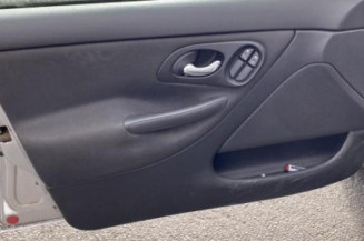 Optique avant principal droit (feux)(phare) FORD MONDEO 1