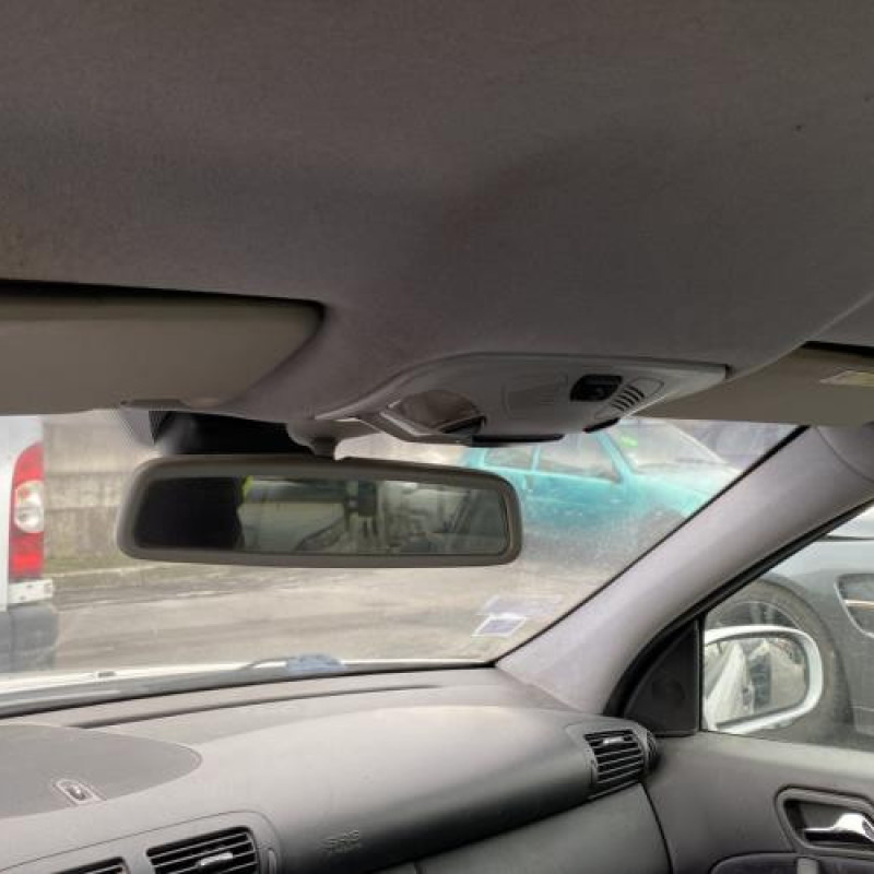 Feu arriere principal droit (feux) MERCEDES CLASSE C 203 Photo n°19