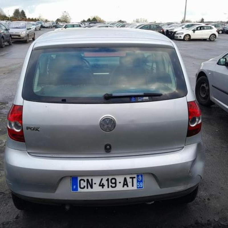 Feu arriere principal gauche (feux) VOLKSWAGEN FOX Photo n°7