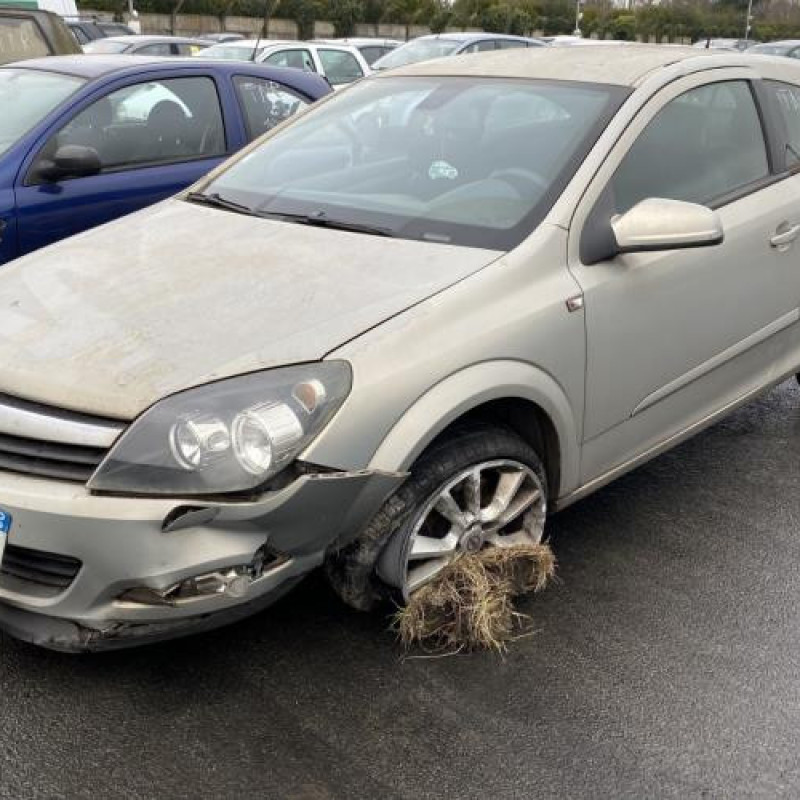 Feu arriere principal gauche (feux) OPEL ASTRA H Photo n°4