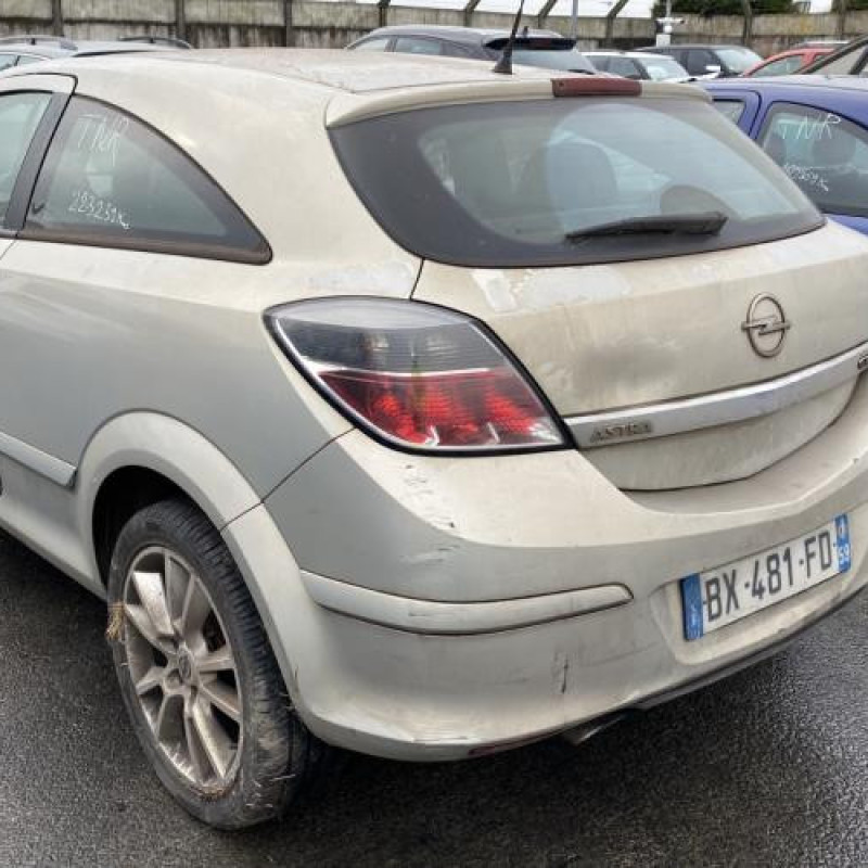 Feu arriere principal gauche (feux) OPEL ASTRA H Photo n°7