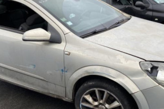 Feu arriere principal gauche (feux) OPEL ASTRA H