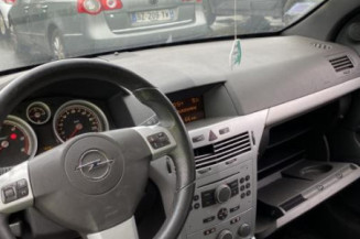 Feu arriere principal gauche (feux) OPEL ASTRA H