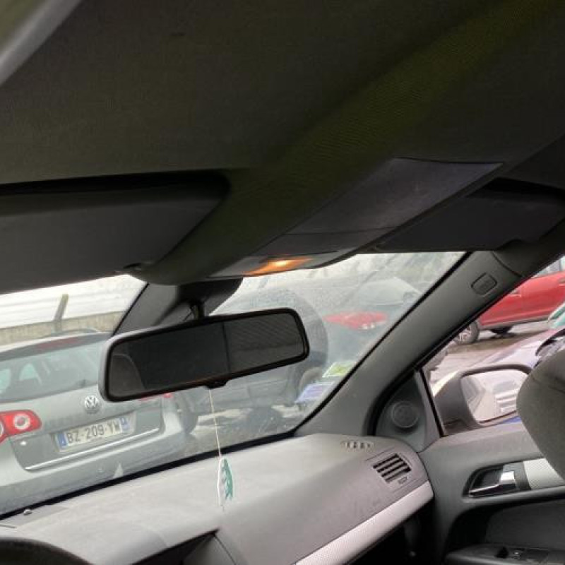 Feu arriere principal gauche (feux) OPEL ASTRA H Photo n°17