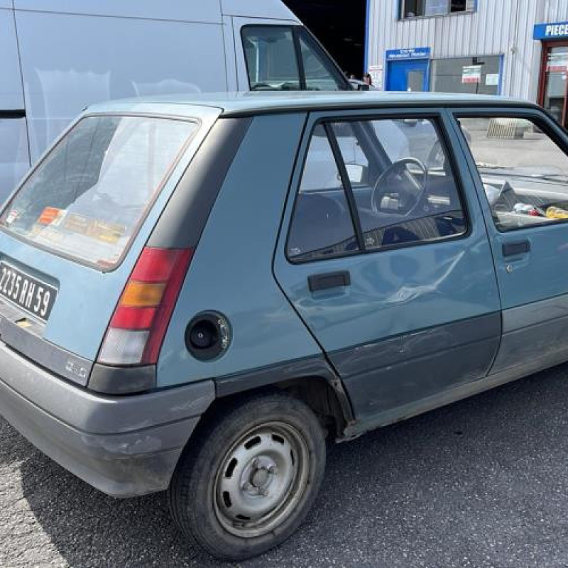 Optique avant secondaire gauche (feux)(clignotant) RENAULT SUPER 5 Photo n°8