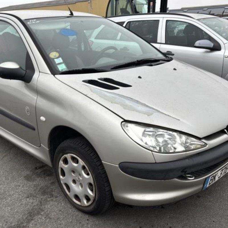 Aile avant droit PEUGEOT 206 Photo n°6