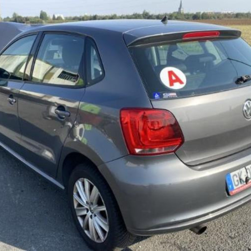 Com (Bloc Contacteur Tournant+Commodo Essuie Glace+Commodo Phare) VOLKSWAGEN POLO 5 Photo n°9