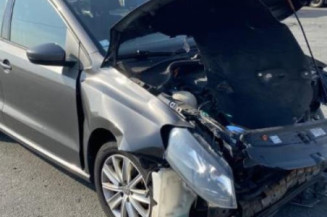 Com (Bloc Contacteur Tournant+Commodo Essuie Glace+Commodo Phare) VOLKSWAGEN POLO 5