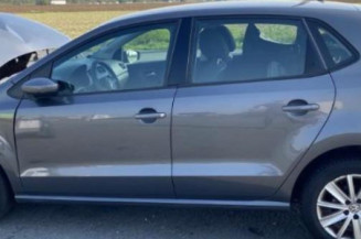 Com (Bloc Contacteur Tournant+Commodo Essuie Glace+Commodo Phare) VOLKSWAGEN POLO 5