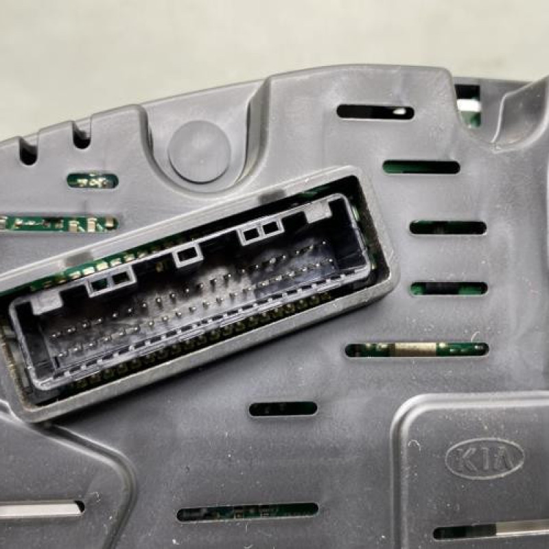 Compteur KIA SPORTAGE 3 Photo n°3