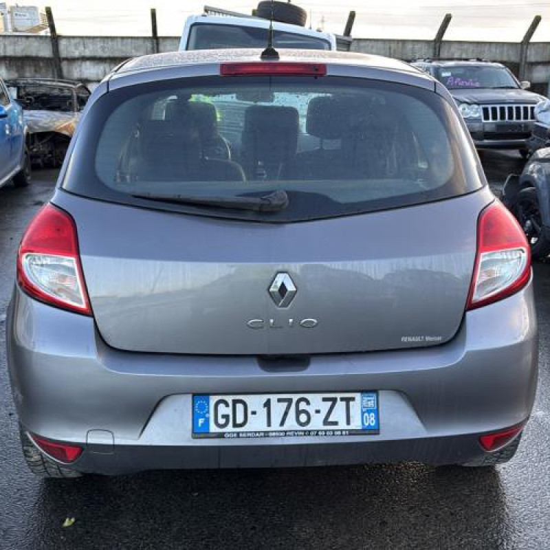 Aile avant droit RENAULT CLIO 3 Photo n°10