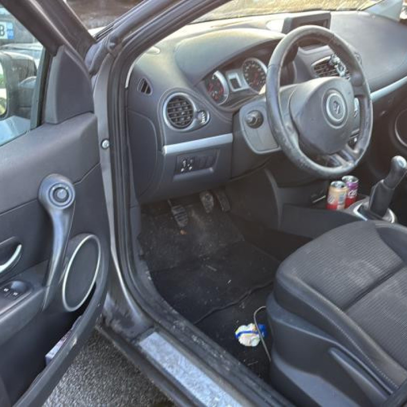 Aile avant droit RENAULT CLIO 3 Photo n°14