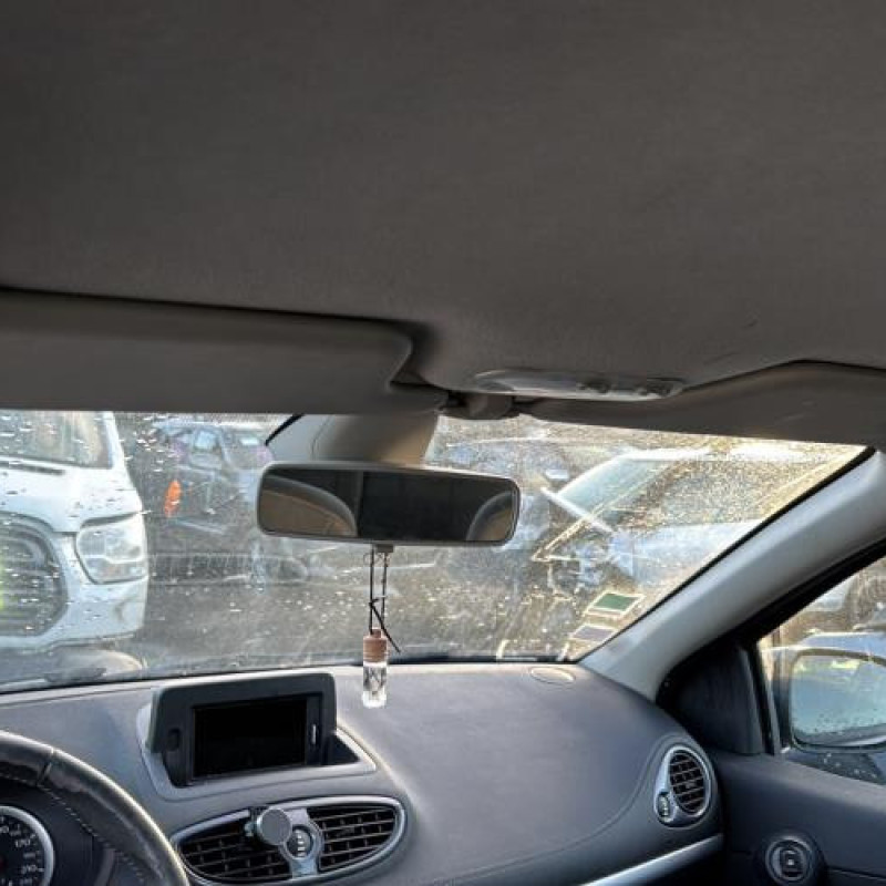 Aile avant droit RENAULT CLIO 3 Photo n°18