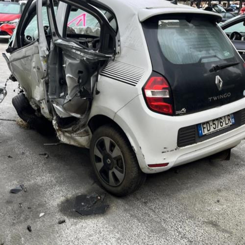 Feu arriere principal gauche (feux) RENAULT TWINGO 3 Photo n°4