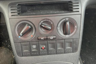 Feu arriere principal gauche (feux) VOLKSWAGEN POLO 3