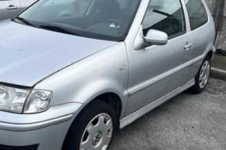 Feu arriere principal gauche (feux) VOLKSWAGEN POLO 3