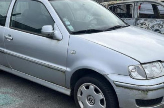 Feu arriere principal gauche (feux) VOLKSWAGEN POLO 3