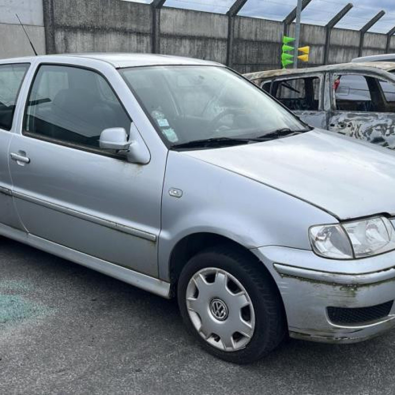 Feu arriere principal gauche (feux) VOLKSWAGEN POLO 3 Photo n°15