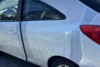 Aile avant droit OPEL CORSA D