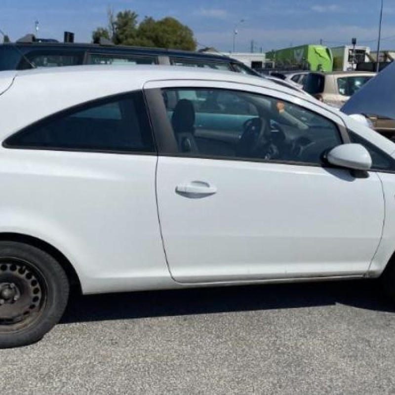 Aile avant droit OPEL CORSA D Photo n°10