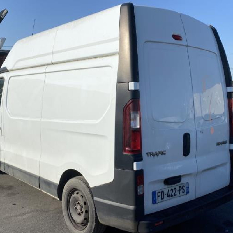 Aile avant droit RENAULT TRAFIC 3 COURT Photo n°8