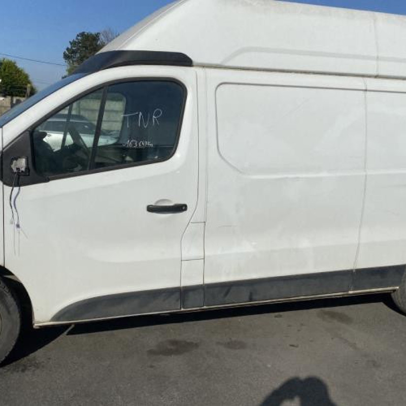 Aile avant droit RENAULT TRAFIC 3 COURT Photo n°10