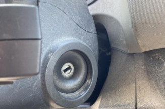 Aile avant droit RENAULT TRAFIC 3 COURT