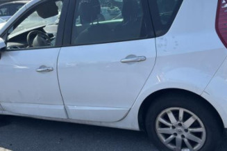 Aile avant droit RENAULT SCENIC 3