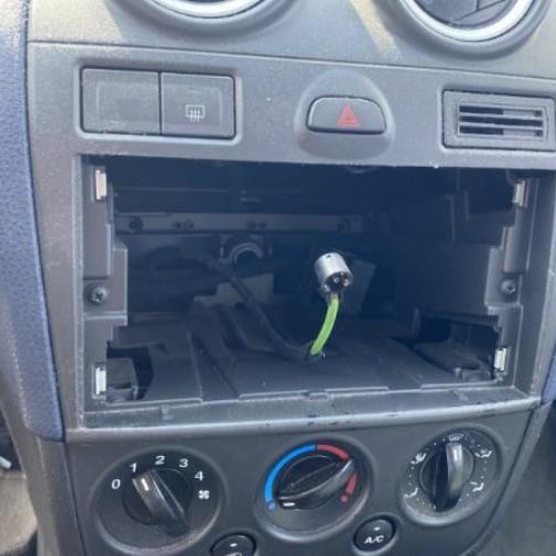 Compteur FORD FIESTA 5 Photo n°17