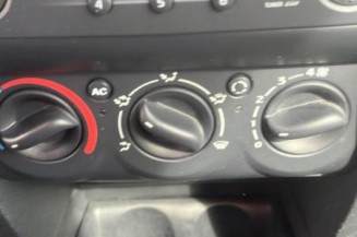 Vitre avant droit RENAULT CLIO 2