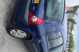 Vitre avant droit RENAULT CLIO 2