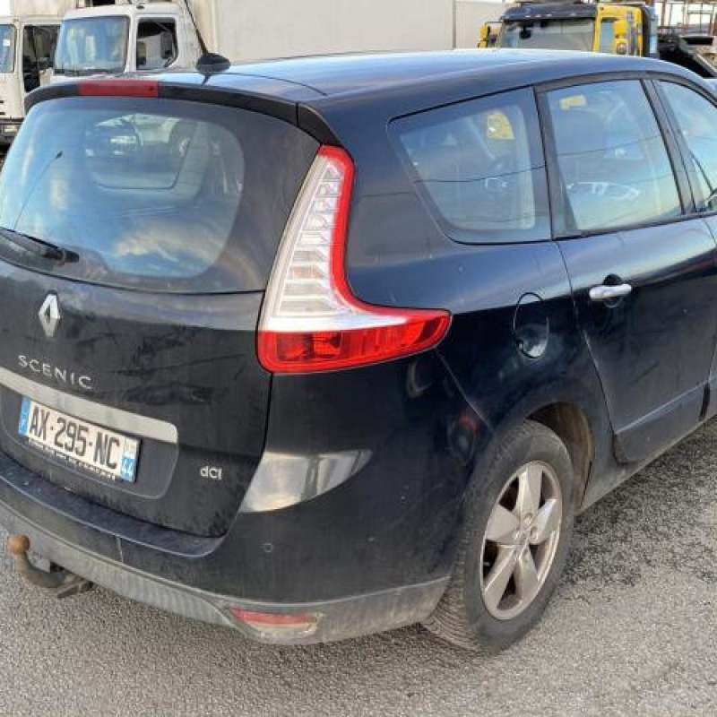 Feu arriere principal gauche (feux) RENAULT GRAND SCENIC 3 Photo n°10