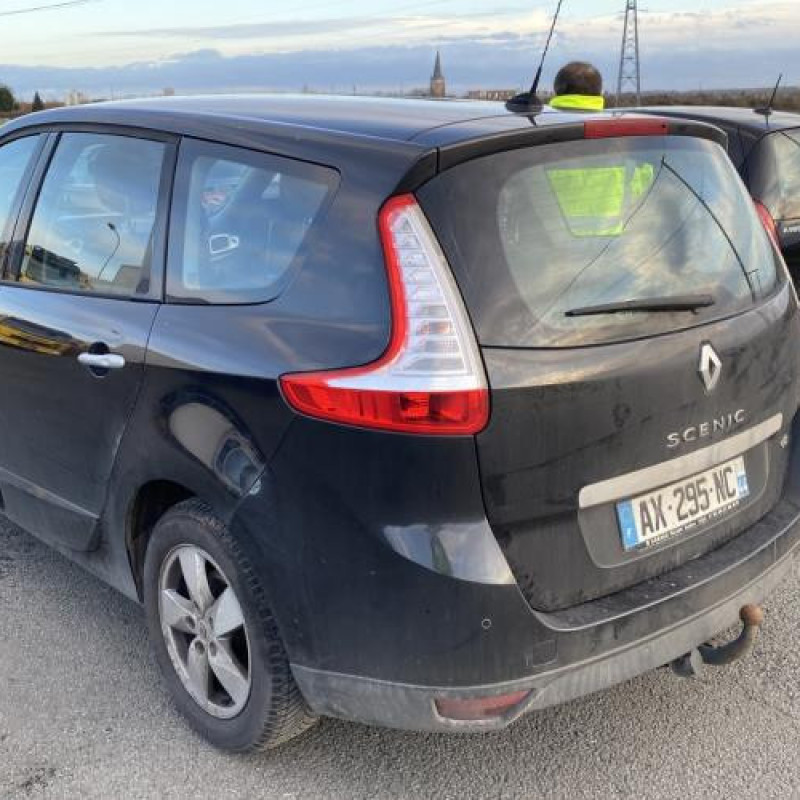 Feu arriere principal gauche (feux) RENAULT GRAND SCENIC 3 Photo n°11