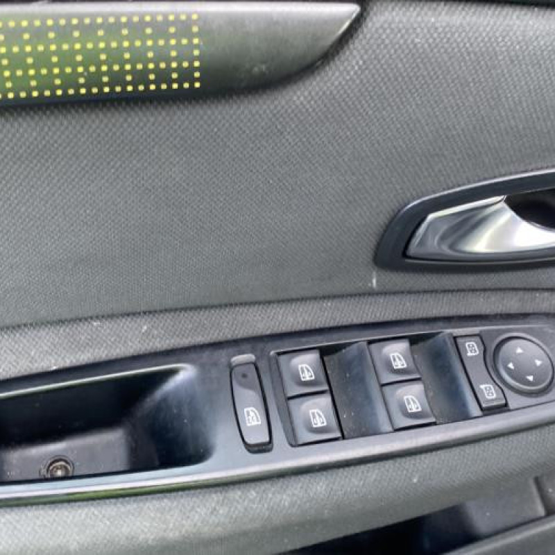 Feu arriere principal gauche (feux) RENAULT GRAND SCENIC 3 Photo n°17