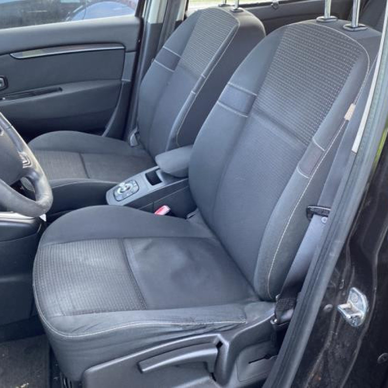 Feu arriere principal gauche (feux) RENAULT GRAND SCENIC 3 Photo n°18