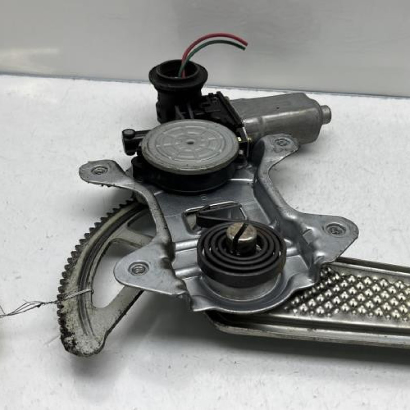 Leve vitre electrique avant droit TOYOTA YARIS 1 Photo n°4