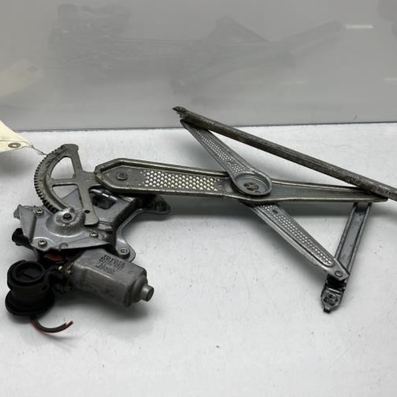 Leve vitre electrique avant droit TOYOTA YARIS 1 Photo n°5