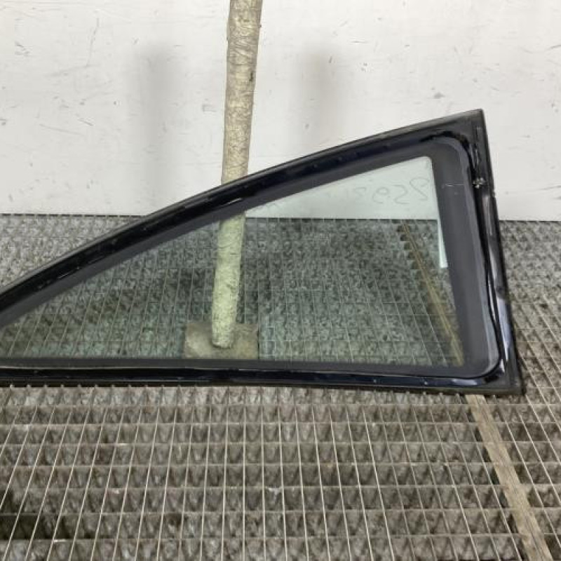 Custode arriere gauche OPEL CORSA D Photo n°4
