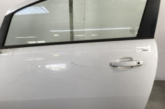 Porte avant gauche OPEL CORSA D Photo n°1