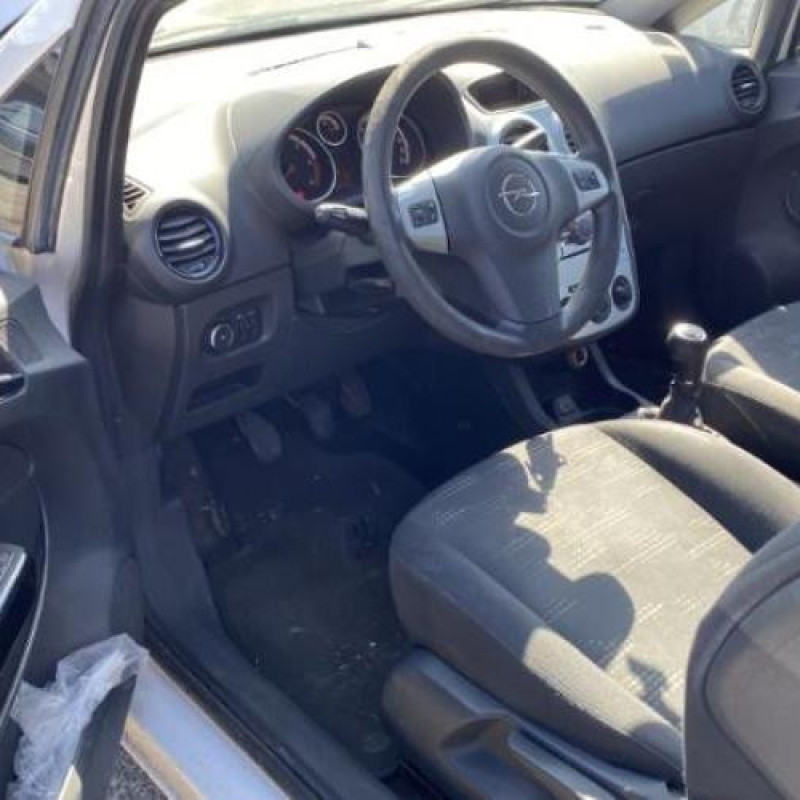 Porte avant gauche OPEL CORSA D Photo n°14