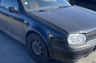 Vitre avant droit VOLKSWAGEN GOLF 4