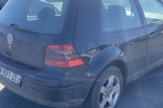 Vitre avant droit VOLKSWAGEN GOLF 4