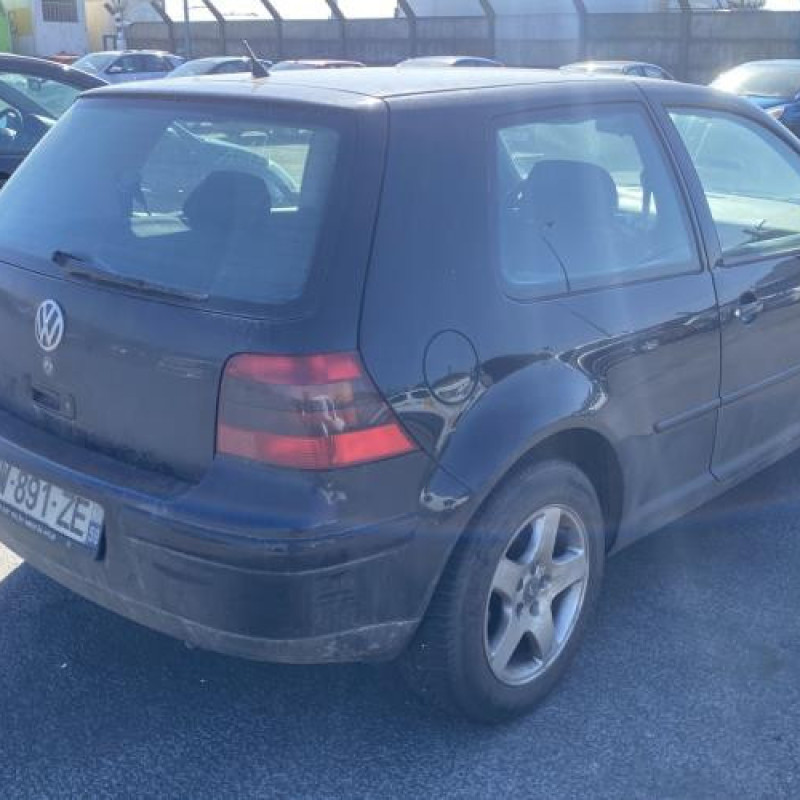 Vitre avant droit VOLKSWAGEN GOLF 4 Photo n°7