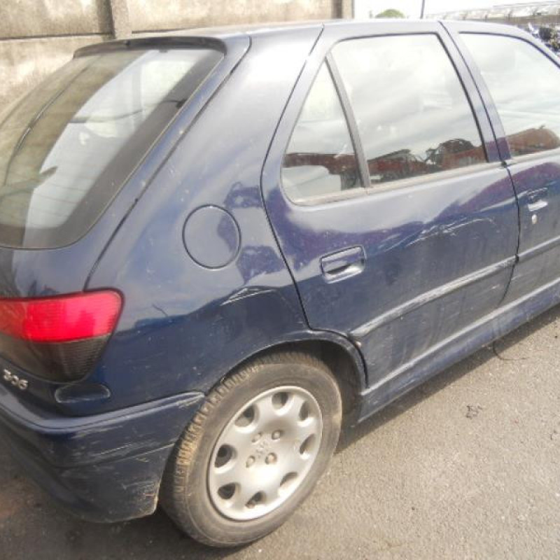 Poignee interieur avant droit PEUGEOT 306 Photo n°7