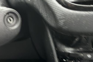 Leve vitre electrique avant droit PEUGEOT 208 1