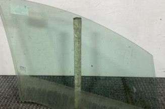Vitre avant gauche RENAULT CLIO 4